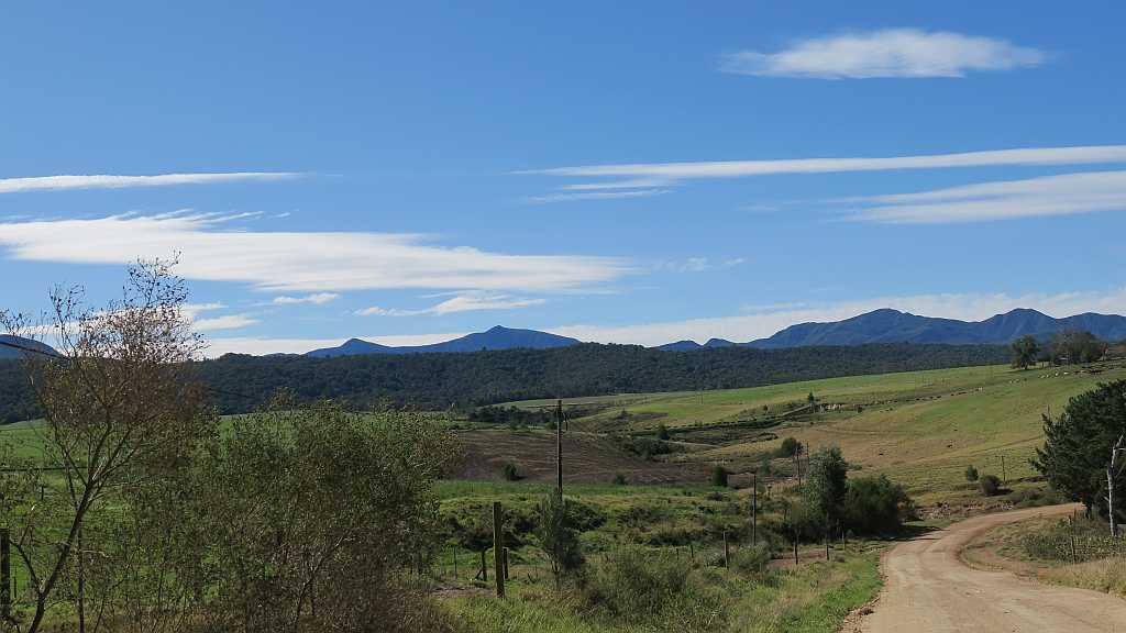 Between Karatara and Rheenendal