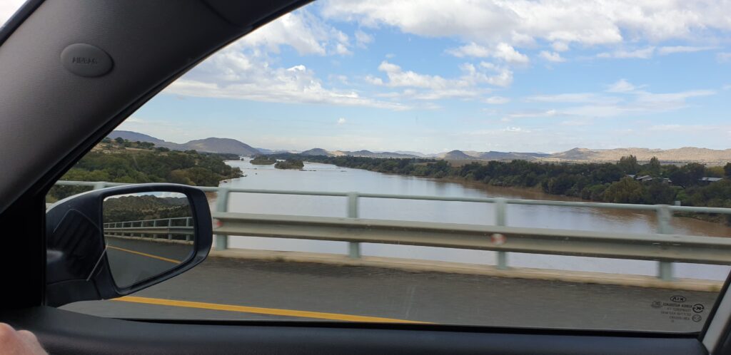N1 over Orange River